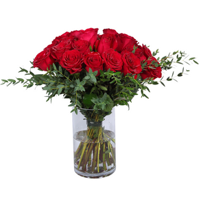 Valentine Charming Glass Vase With Red Roses