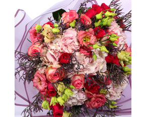 Dynamic Mixed Flowers bouquet